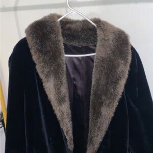 Elegant Black Faux Fur Women's Coat Blazer